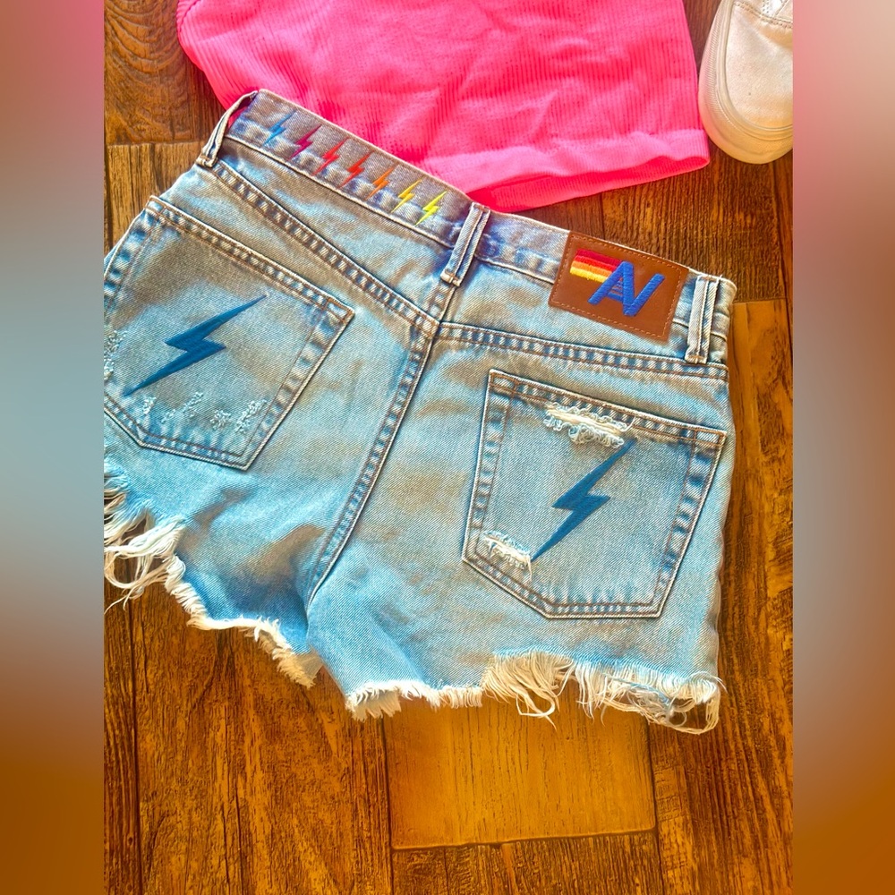 Aviator Nation boyfriend cut off free bolt jean shorts. Size 24. Never worn